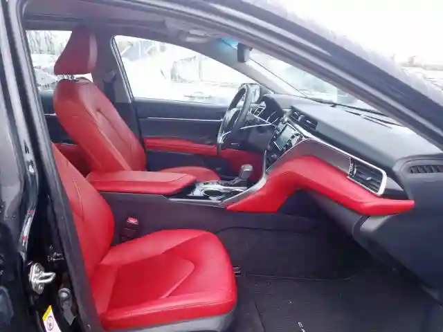 4T1B61HK7JU115641 2018 TOYOTA CAMRY XSE-4