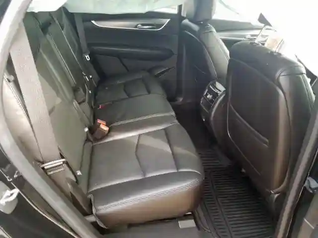 1GYKNCRS1KZ132077 2019 CADILLAC XT5 LUXURY-5