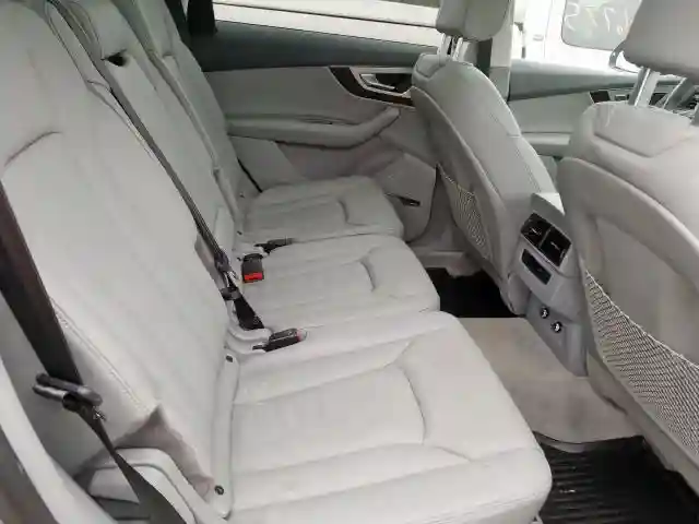 WA1LHAF79KD033584 2019 AUDI Q7 PREMIUM PLUS-5