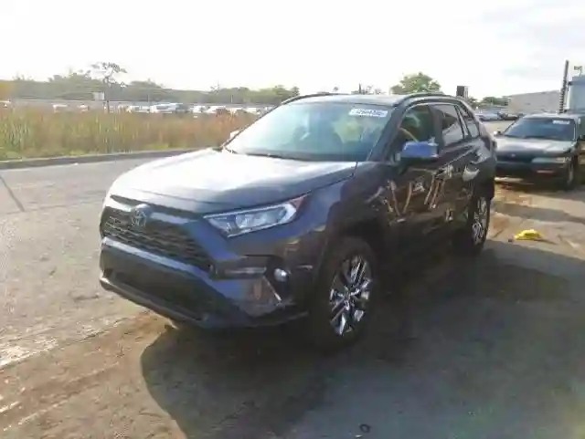 2T3C1RFV7LW065381 2020 TOYOTA RAV4 XLE PREMIUM-1