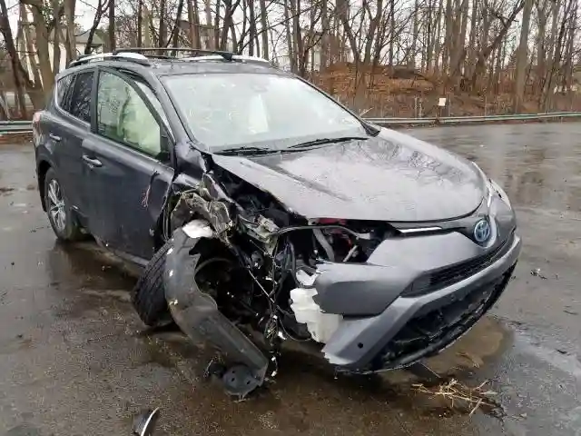 JTMRJREV6GD009253 2016 TOYOTA RAV4 HV XLE-0