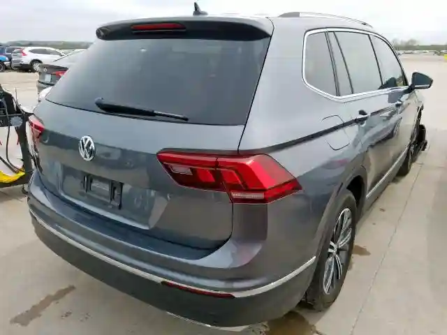 3VV3B7AXXKM042320 2019 VOLKSWAGEN TIGUAN SE-3