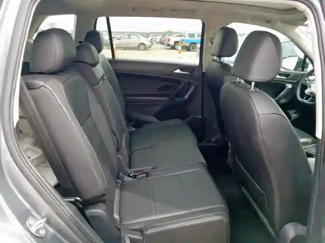 3VV3B7AXXKM042320 2019 VOLKSWAGEN TIGUAN SE-5