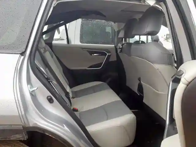 JTMY1RFV7KD509117 2019 TOYOTA RAV4 LIMITED-5