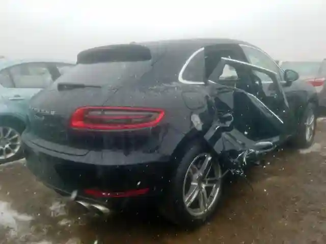 WP1AB2A55FLB58599 2015 PORSCHE MACAN S-3