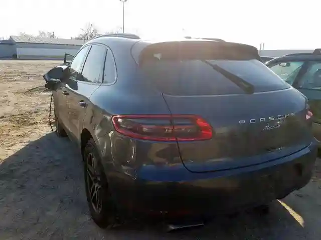 WP1AA2A54HLB04572 2017 PORSCHE MACAN-2