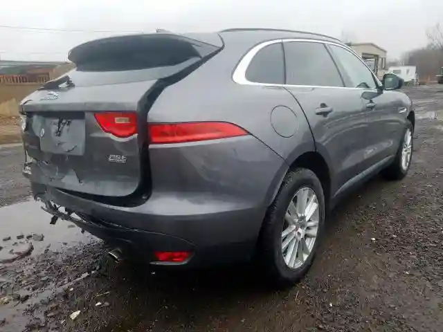 SADCK2FX7KA607652 2019 JAGUAR F-PACE PRESTIGE-3