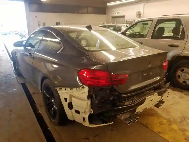 WBS4Y9C55JAA85754 2018 BMW M4-2