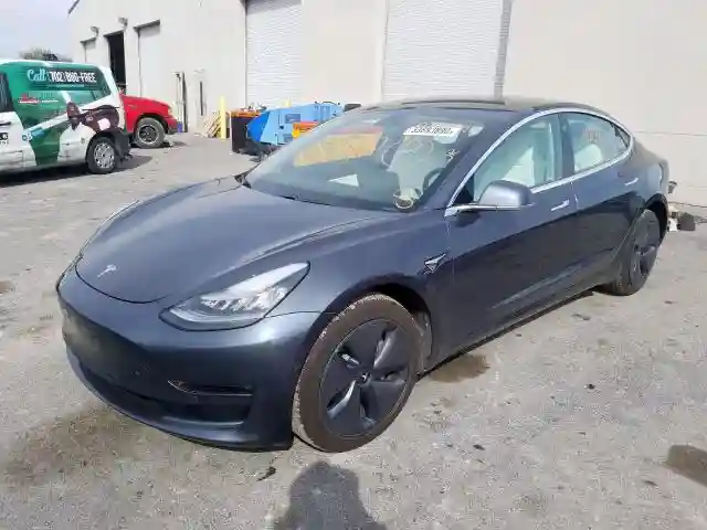 5YJ3E1EBXKF390799 2019 TESLA MODEL 3-1