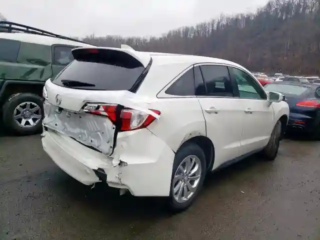 5J8TB4H34JL017351 2018 ACURA RDX-3
