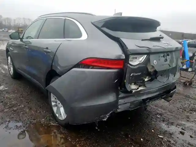 SADCK2FX7KA607652 2019 JAGUAR F-PACE PRESTIGE-2