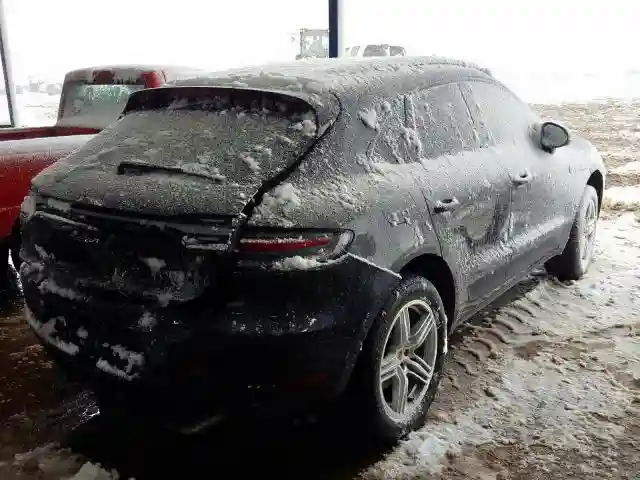 WP1AB2A54KLB30299 2019 PORSCHE MACAN S-3