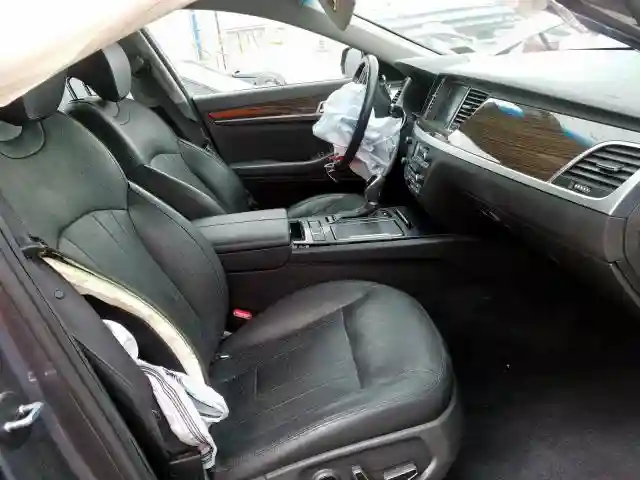 KMHGN4JE9GU141844 2016 HYUNDAI GENESIS 3.8L-4