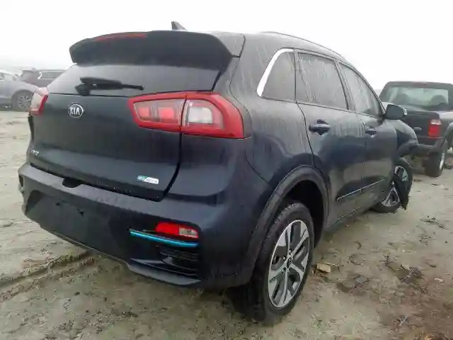 KNDCE3LG7K5020082 2019 KIA NIRO EX PREMIUM-3