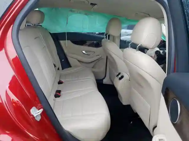 WDC0G4JB5GF006087 2016 MERCEDES-BENZ GLC 300-5