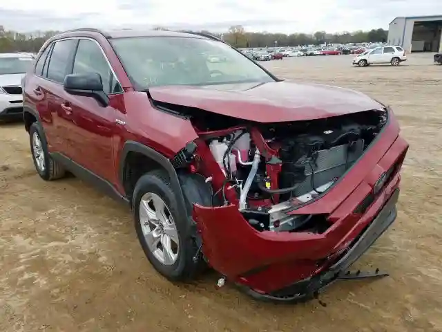 JTMLWRFV7KD041904 2019 TOYOTA RAV4 LE-0