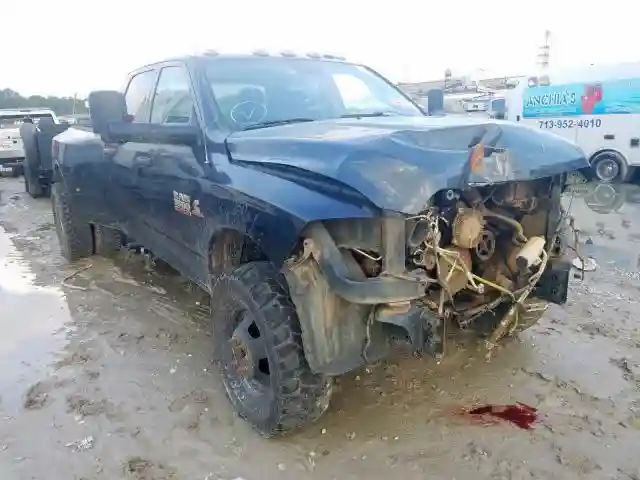 3C63RRGL9FG512553 2015 RAM 3500 ST-0