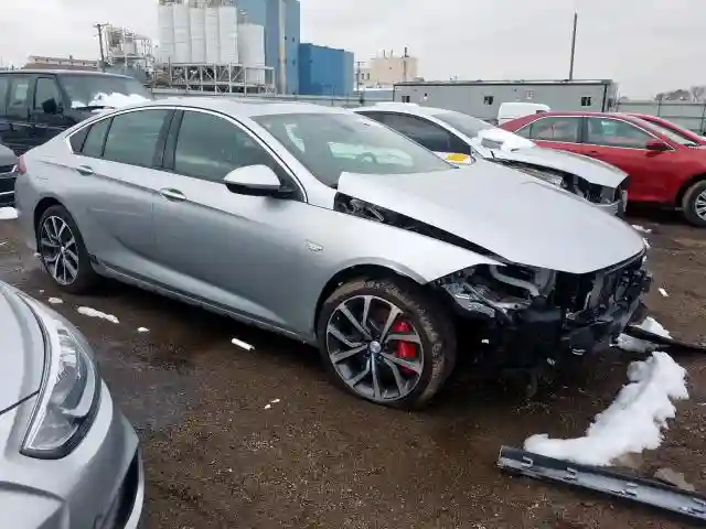 W04GS6SS8K1028470 2019 BUICK REGAL GS-0
