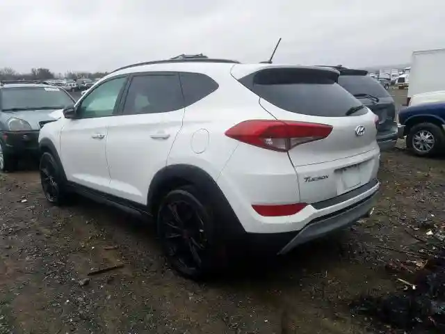 KM8J3CA2XHU553977 2017 HYUNDAI TUCSON LIMITED-2