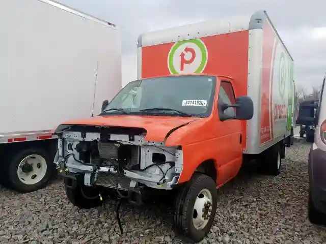 1FDWE3F64KDC41947 2019 FORD ECONOLINE E350 SUPER DUTY CUTAWAY VAN-1