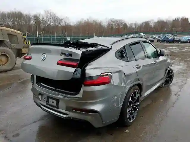 5YMUJ0C06LLA99608 2020 BMW X4 M COMPETITION-3