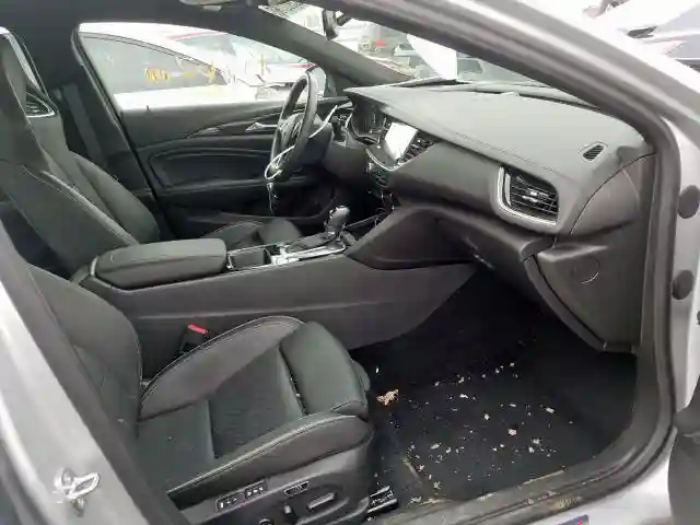 W04GS6SS8K1028470 2019 BUICK REGAL GS-4