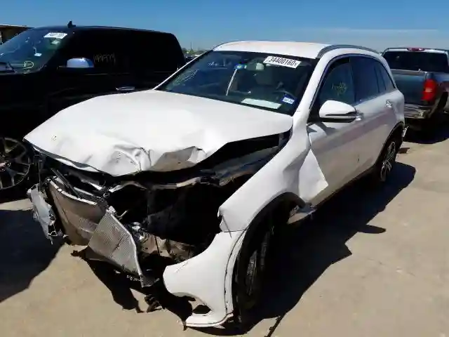WDC0G4JBXHV006772 2017 MERCEDES-BENZ GLC 300-1