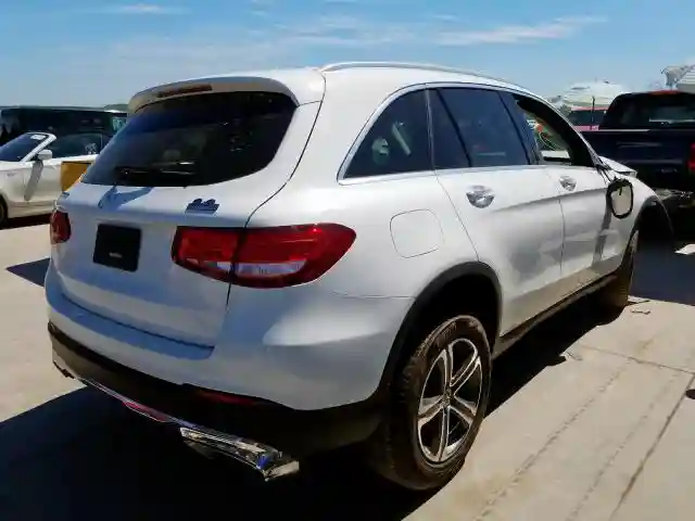 WDC0G4JBXHV006772 2017 MERCEDES-BENZ GLC 300-3