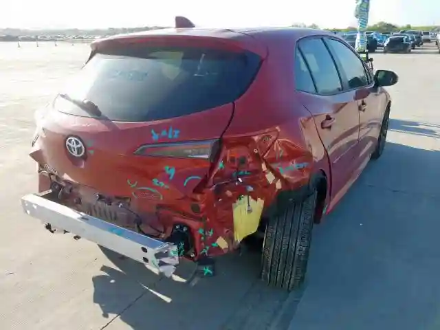 JTNK4RBE1K3037291 2019 TOYOTA COROLLA SE-3
