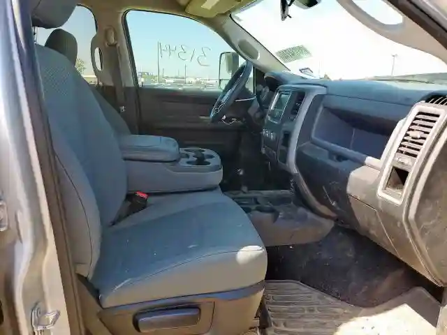 3C63RRGL5JG372204 2018 RAM 3500 ST-4
