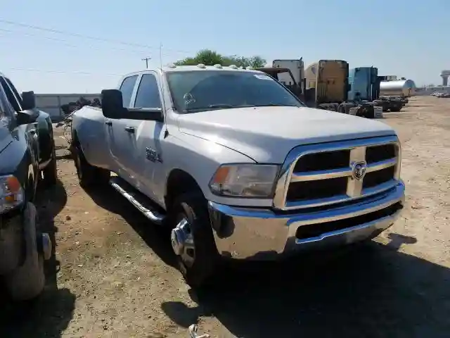3C63RRGL4FG575463 2015 RAM 3500 ST-0