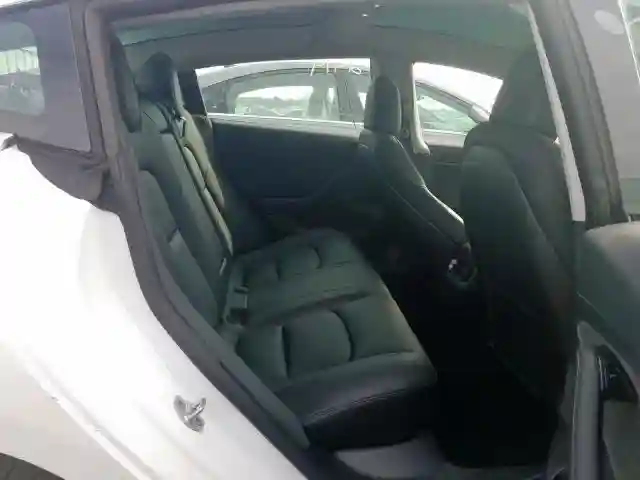 5YJ3E1EA8LF603810 2020 TESLA MODEL 3-5