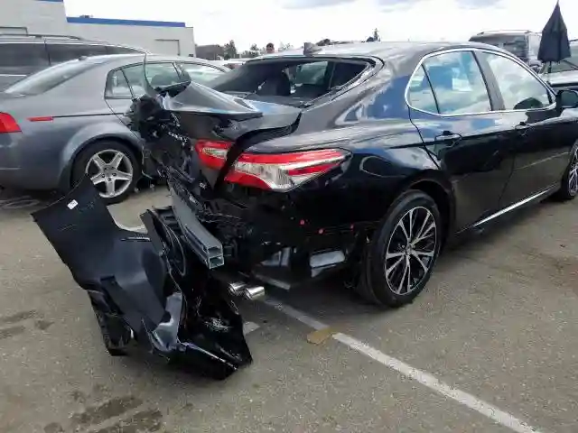 4T1G11AKXLU920261 2020 TOYOTA CAMRY SE-3