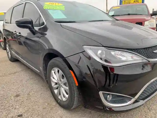 2C4RC1BG1HR675632 2017 CHRYSLER PACIFICA TOURING L-0