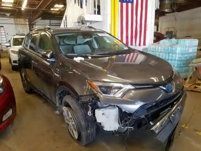 JTMRJREV7HD139348 2017 TOYOTA RAV4 HV LE-0