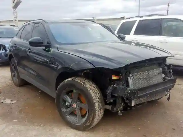 SADCJ2BVXHA091562 2017 JAGUAR F-PACE PREMIUM-0