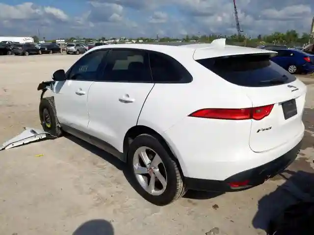 SADCJ2FX3JA267109 2018 JAGUAR F-PACE PREMIUM-2