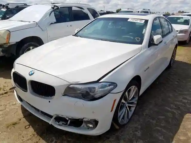 WBA5A5C5XGD527843 2016 BMW 528 I-1