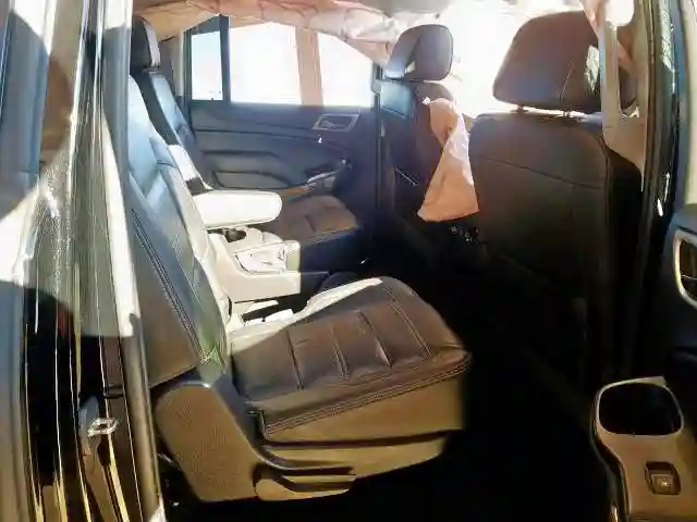 1GKS2HKJ7HR131199 2017 GMC YUKON XL DENALI-5