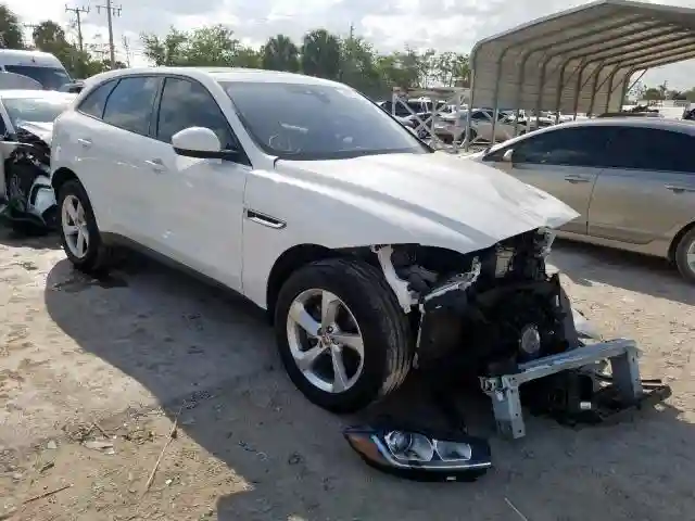 SADCJ2FX3JA267109 2018 JAGUAR F-PACE PREMIUM-0