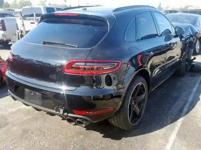 WP1AF2A50JLB70740 2018 PORSCHE MACAN TURBO-3