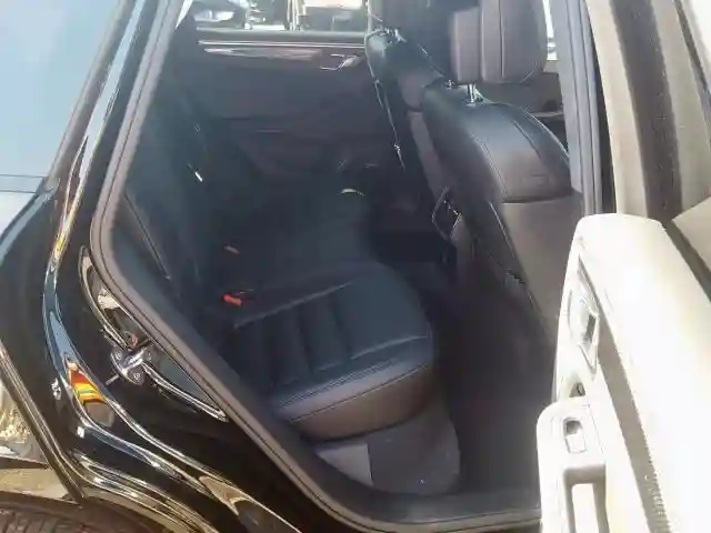 WP1AF2A50JLB70740 2018 PORSCHE MACAN TURBO-5