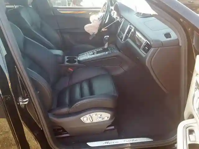 WP1AF2A50JLB70740 2018 PORSCHE MACAN TURBO-4