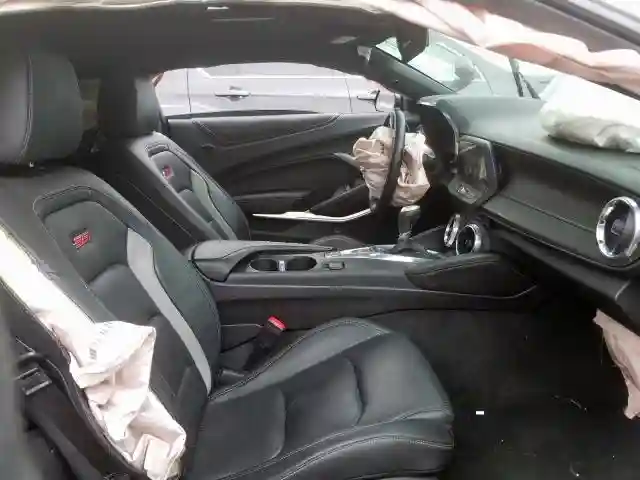 1G1FH1R72J0100555 2018 CHEVROLET CAMARO SS-4