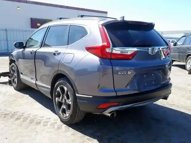 7FARW2H91JE002352 2018 HONDA CR-V TOURING-2