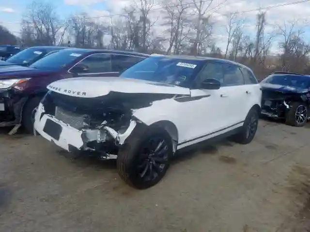 SALYL2EX3KA203577 2019 LAND ROVER RANGE ROVER VELAR R-DYNAMIC SE-1