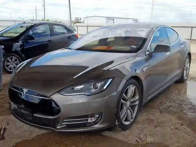 5YJSA1E29FF115003 2015 TESLA MODEL S-1