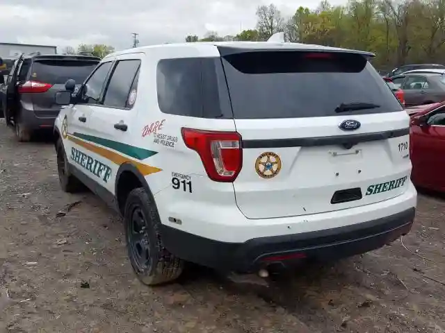 1FM5K8AR5HGE01389 2017 FORD EXPLORER POLICE INTERCEPTOR-2