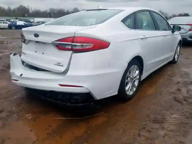 3FA6P0LUXKR220193 2019 FORD FUSION SE-3