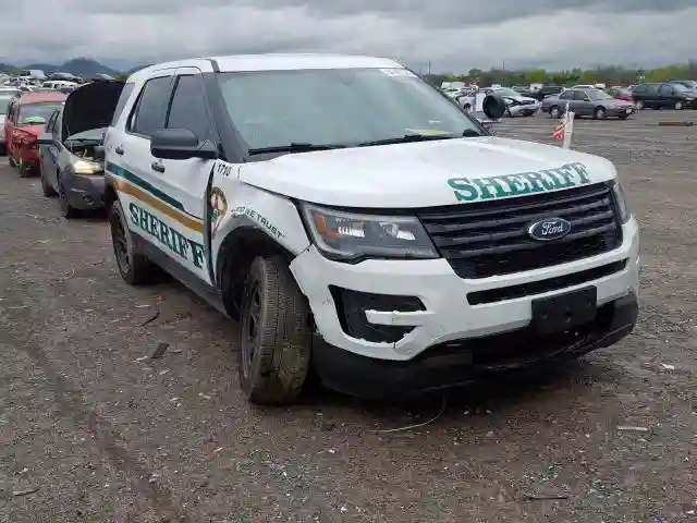 1FM5K8AR5HGE01389 2017 FORD EXPLORER POLICE INTERCEPTOR-0